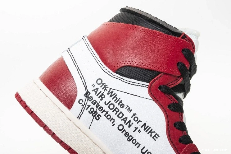 1 retro Jordan  chicago AA3834-101 NIKE Air OWT 0524